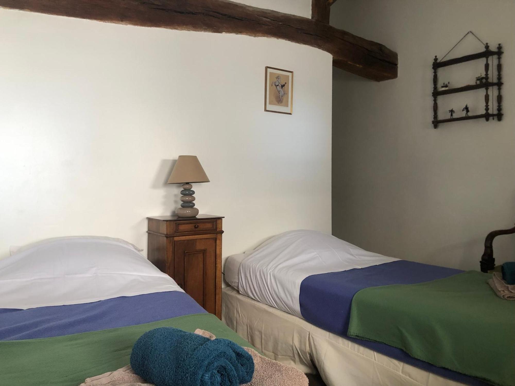 La Maison Des Gardes - Chambres D'Hotes クリュニー エクステリア 写真