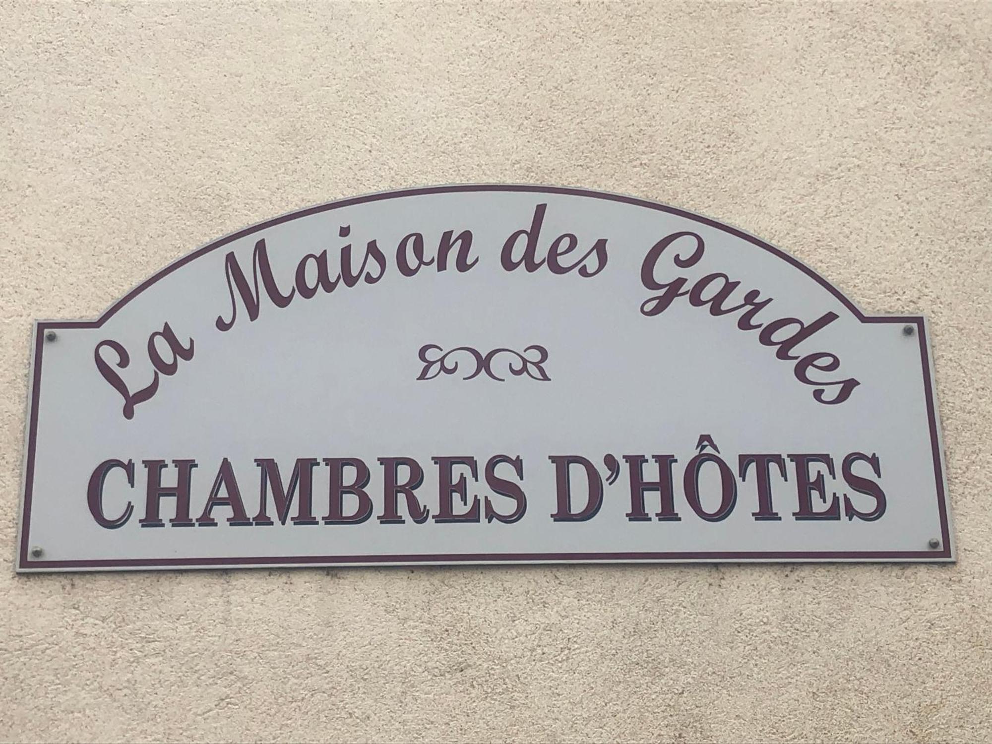 La Maison Des Gardes - Chambres D'Hotes クリュニー エクステリア 写真