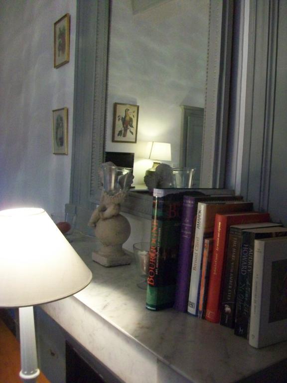 La Maison Des Gardes - Chambres D'Hotes クリュニー 部屋 写真